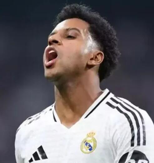 500彩票网集团-罗德里戈不满皇马处境考虑离队，自认潜力超恩德里克|足球|里昂|罗德里戈·哈维尔·德·保罗|罗德里戈·埃尔南德斯·卡斯坎特|皇家马德里_新浪体育_新浪新闻